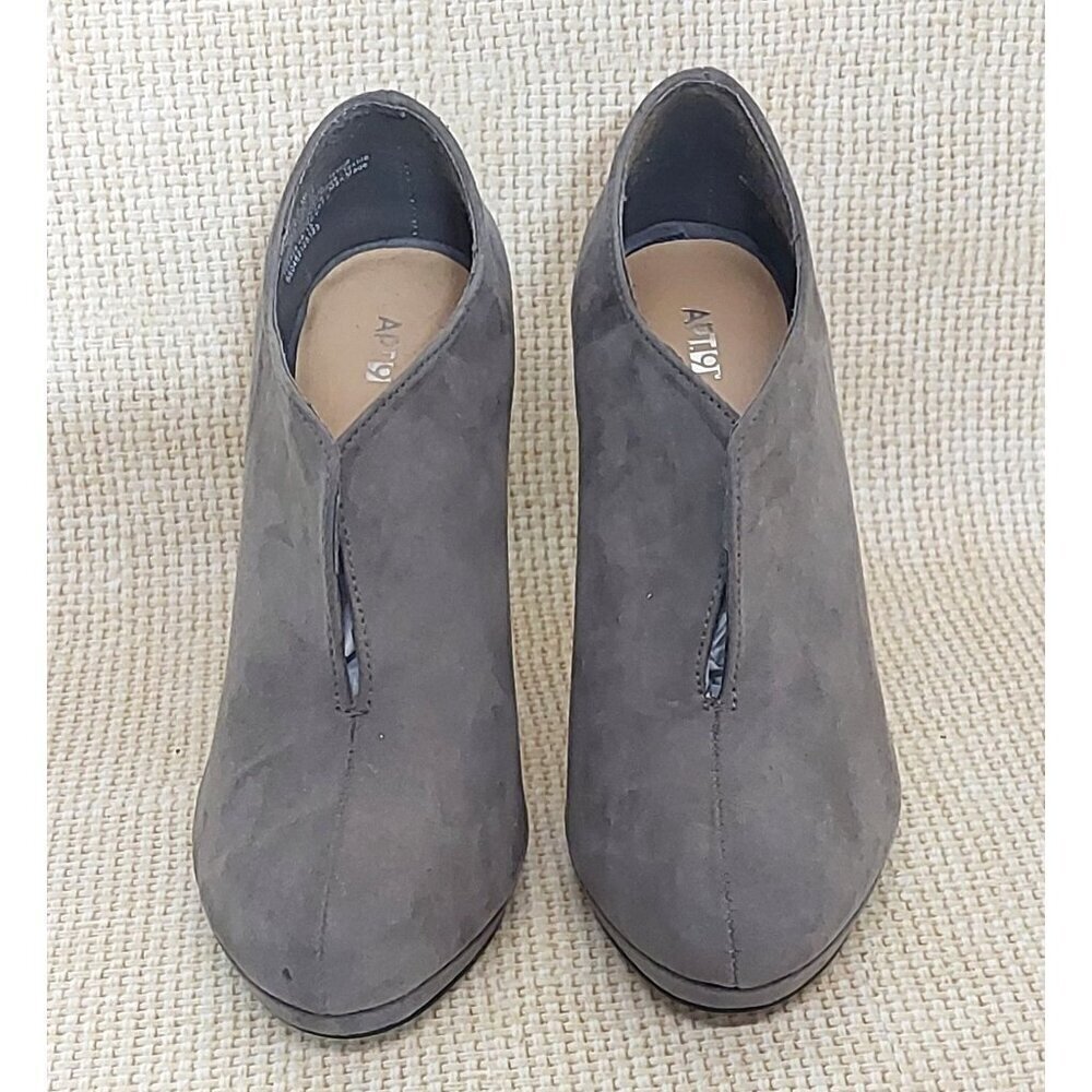 Apt. 9 Gray Faux Suede High Heel Slip On Shoes Booties Size 6M 4" Heel Winter - Picture 2 of 9